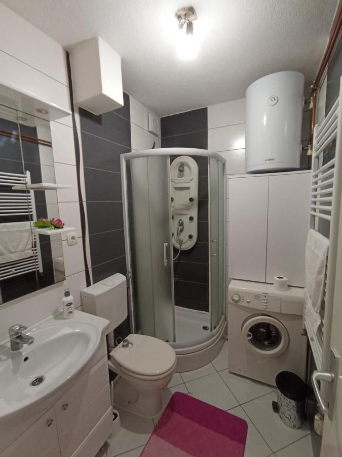 Apartman Dina Bihać Dış mekan fotoğraf