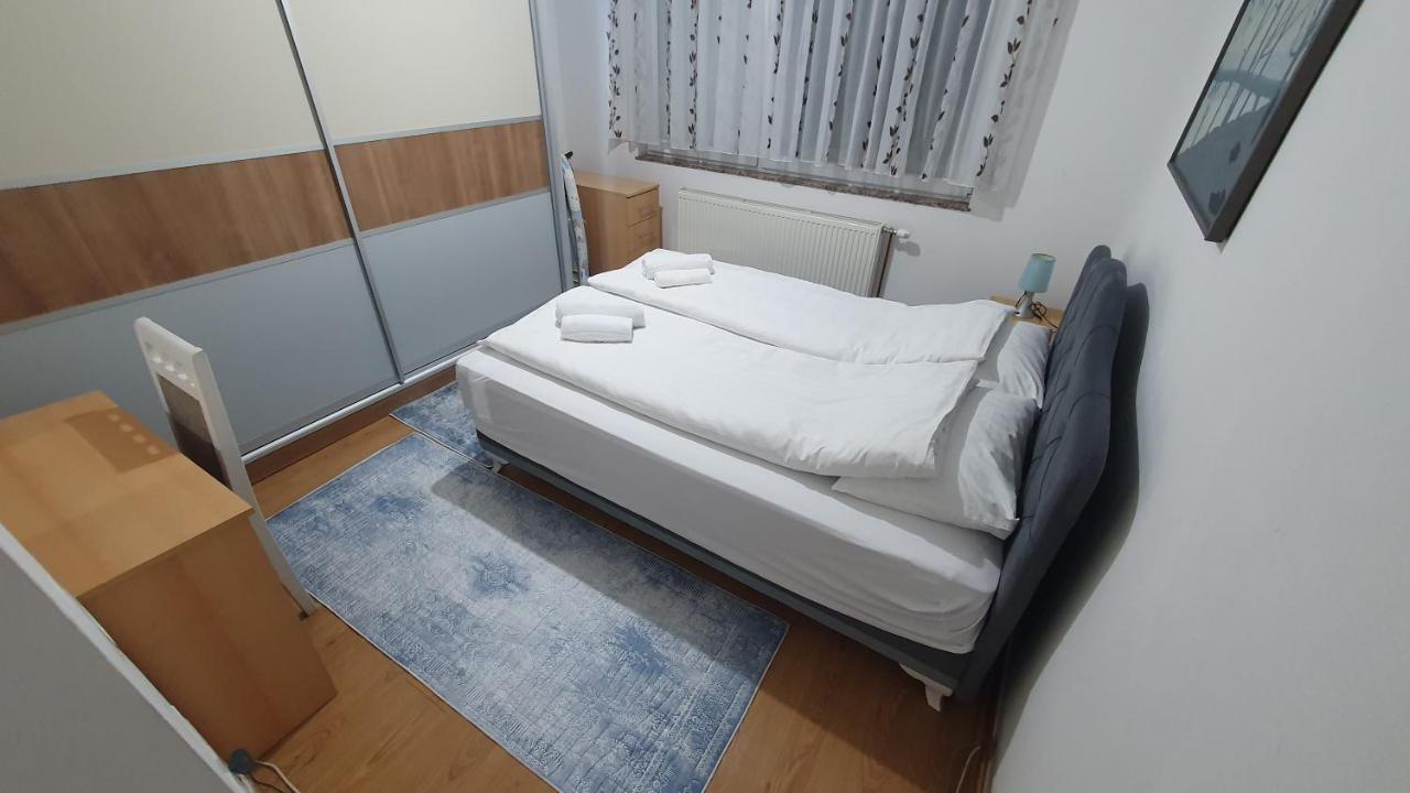 Apartman Dina Bihać Dış mekan fotoğraf